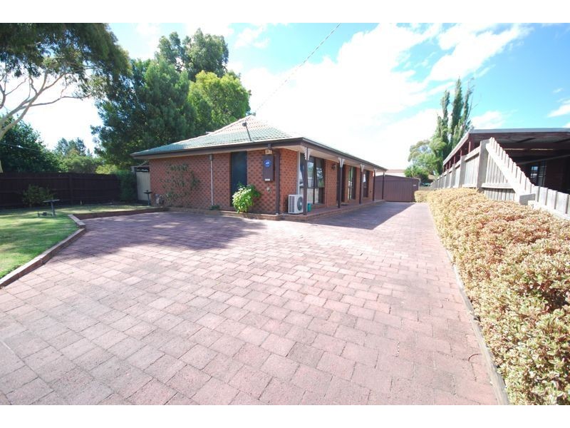 13 Conway Court, Cranbourne VIC 3977