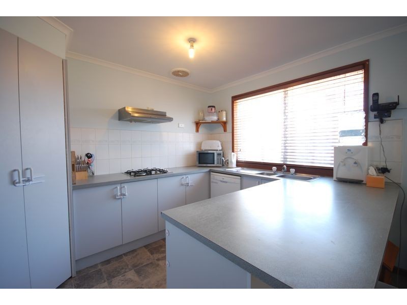 3 Natalie Court, Cranbourne VIC 3977