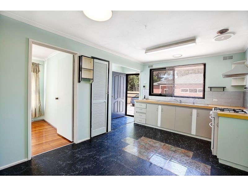 1/41 Fairbairn Road, Cranbourne VIC 3977