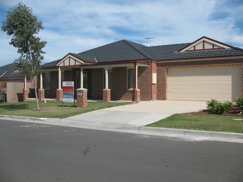 3 Cusack Way, Lynbrook VIC 3975