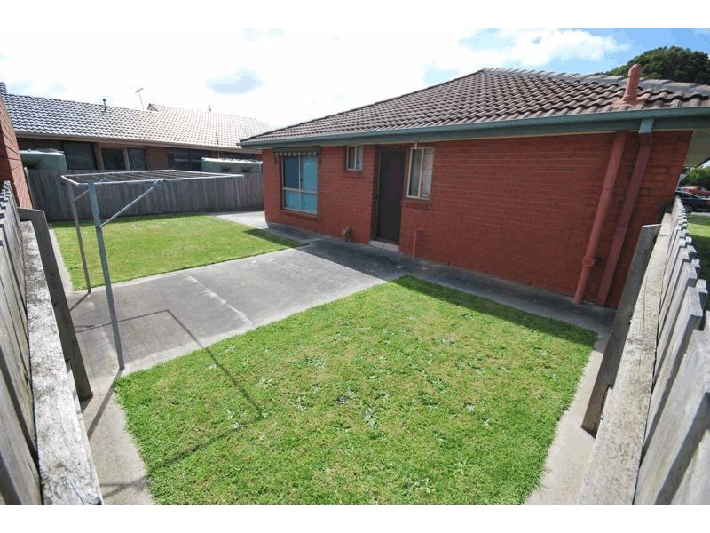 1/19 Fairfield Street, Cranbourne VIC 3977