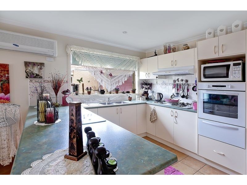 44 Merribah Way, Cranbourne West VIC 3977