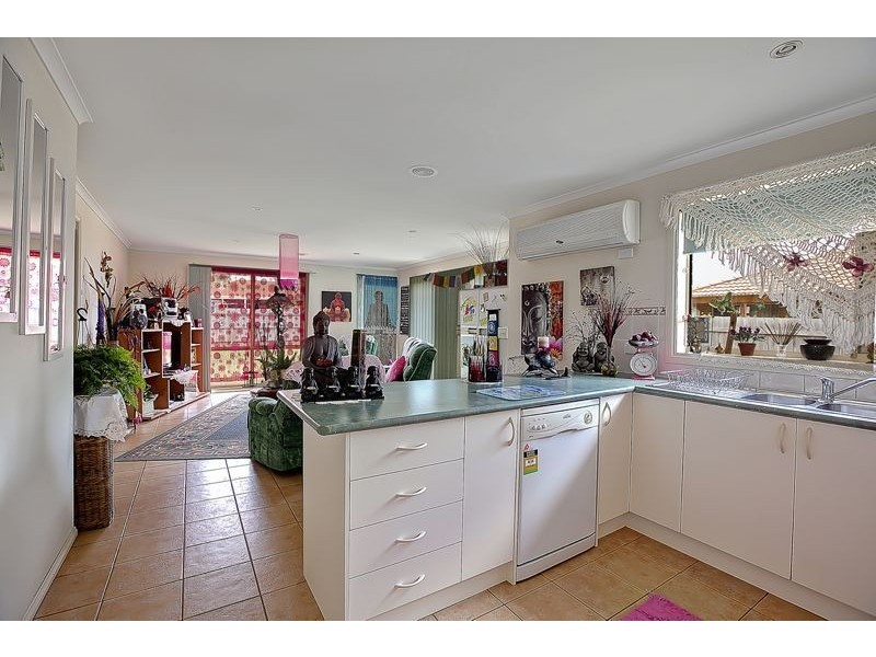 44 Merribah Way, Cranbourne West VIC 3977