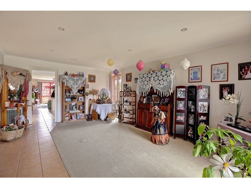 44 Merribah Way, Cranbourne West VIC 3977
