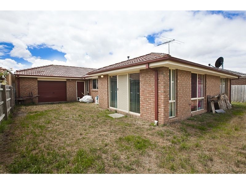 44 Merribah Way, Cranbourne West VIC 3977