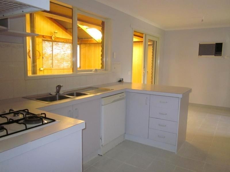 6 Ingleton Court, Narre Warren VIC 3805