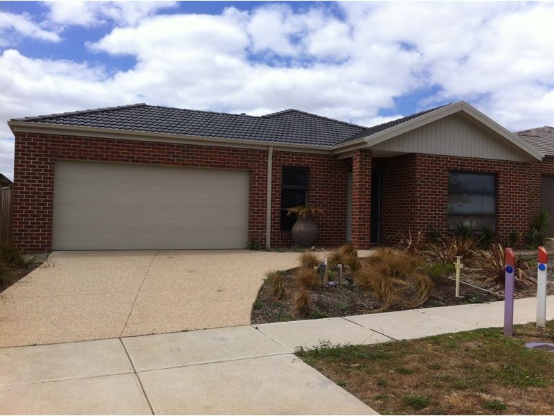 12 Ercildoune Court, Cranbourne VIC 3977