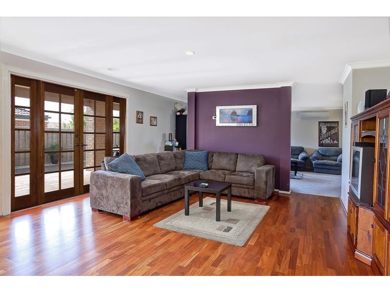 23 Honey Myrtle Way, Cranbourne VIC 3977