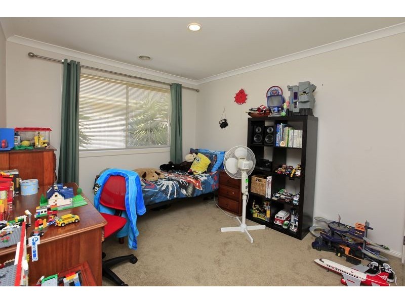 23 Honey Myrtle Way, Cranbourne VIC 3977