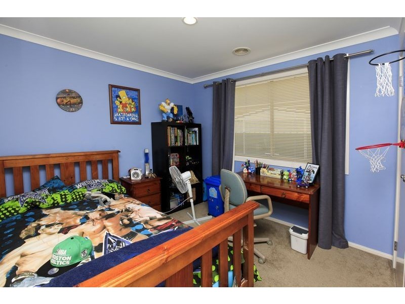 23 Honey Myrtle Way, Cranbourne VIC 3977