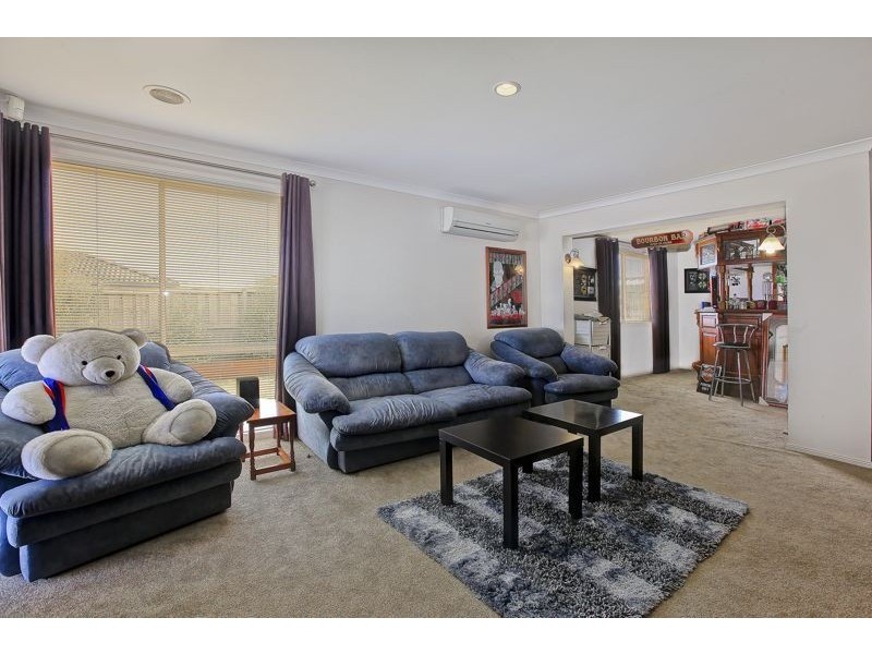 23 Honey Myrtle Way, Cranbourne VIC 3977