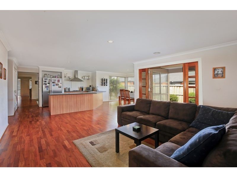 23 Honey Myrtle Way, Cranbourne VIC 3977