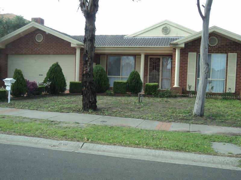 14 Banyalla Drive, Cranbourne West VIC 3977