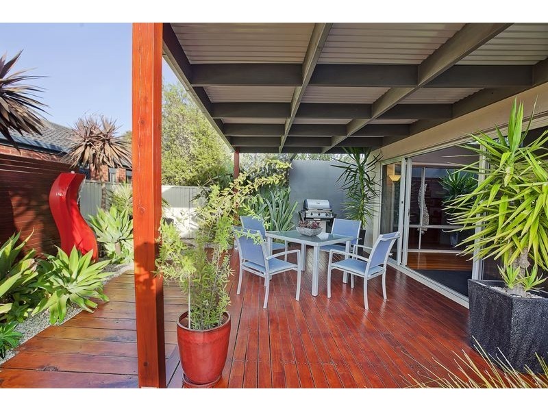 7 Aston Glade, Cranbourne East VIC 3977