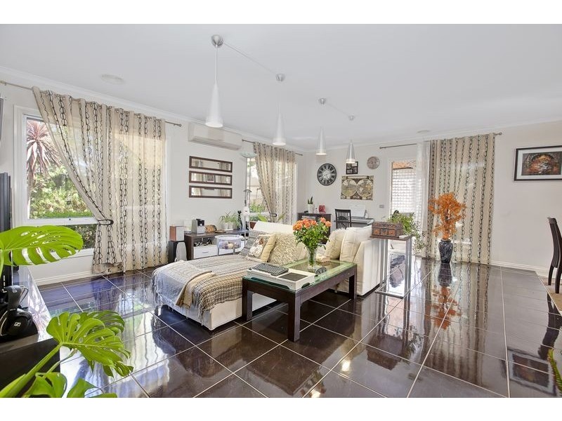 1 Hunt Club Boulevard, Cranbourne East VIC 3977