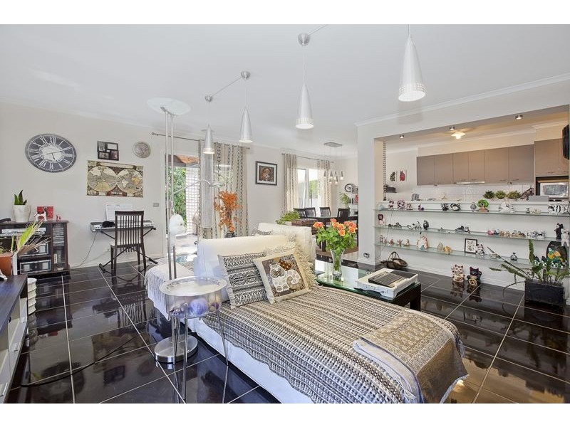 1 Hunt Club Boulevard, Cranbourne East VIC 3977