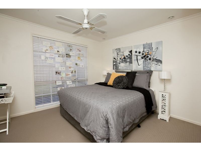 5 Van Court, Narre Warren VIC 3805