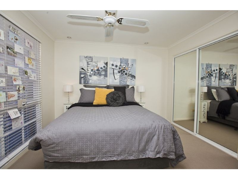 5 Van Court, Narre Warren VIC 3805