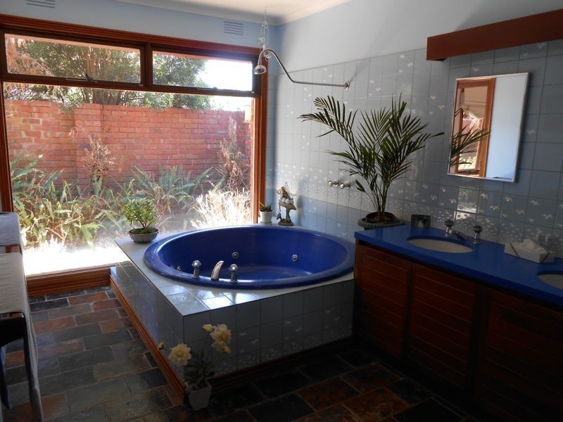 28 Mayfield Road, Cranbourne VIC 3977