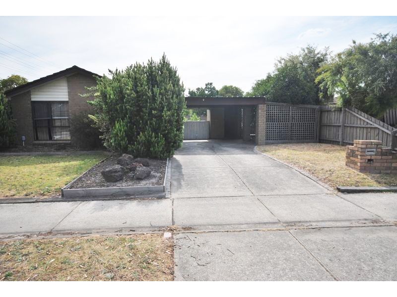 1/1 Fairfield Street, Cranbourne VIC 3977