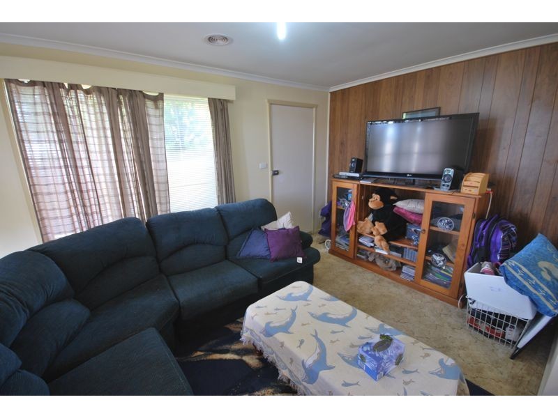 1/1 Fairfield Street, Cranbourne VIC 3977