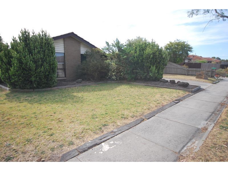 1/1 Fairfield Street, Cranbourne VIC 3977