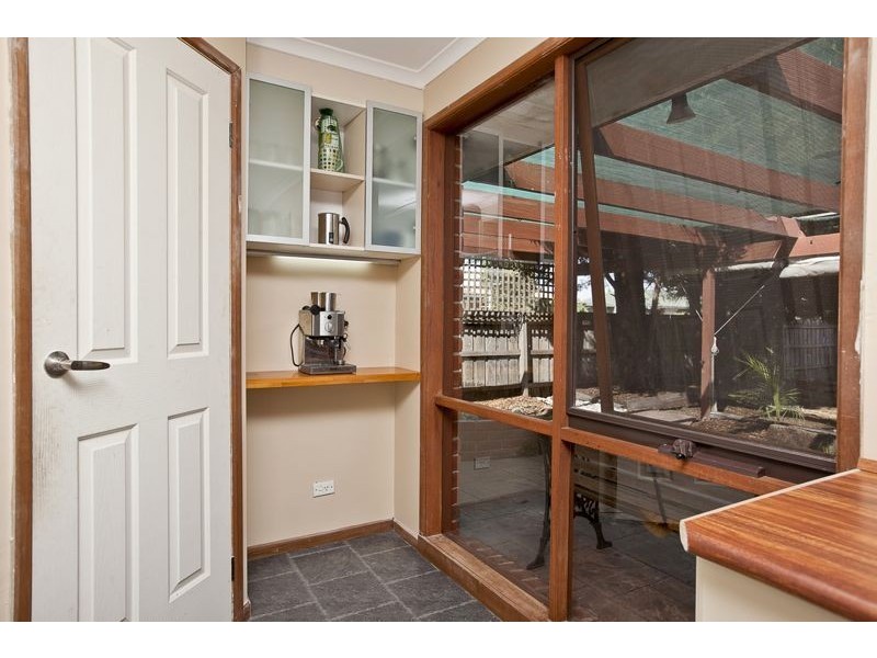 43 Navarre Drive, Cranbourne West VIC 3977