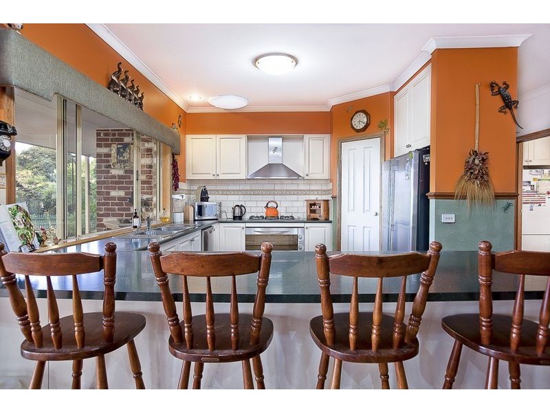 38 Mayfield Road, Cranbourne East VIC 3977