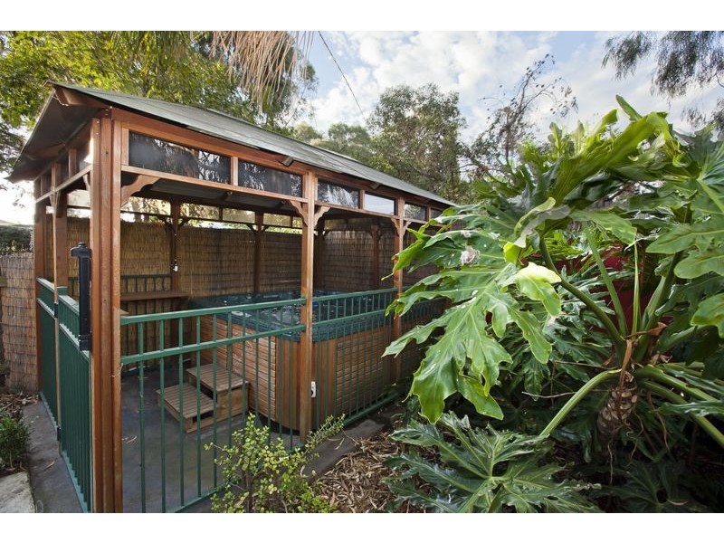 38 Mayfield Road, Cranbourne East VIC 3977