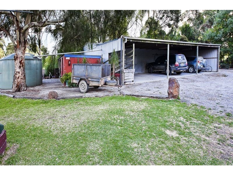 38 Mayfield Road, Cranbourne East VIC 3977