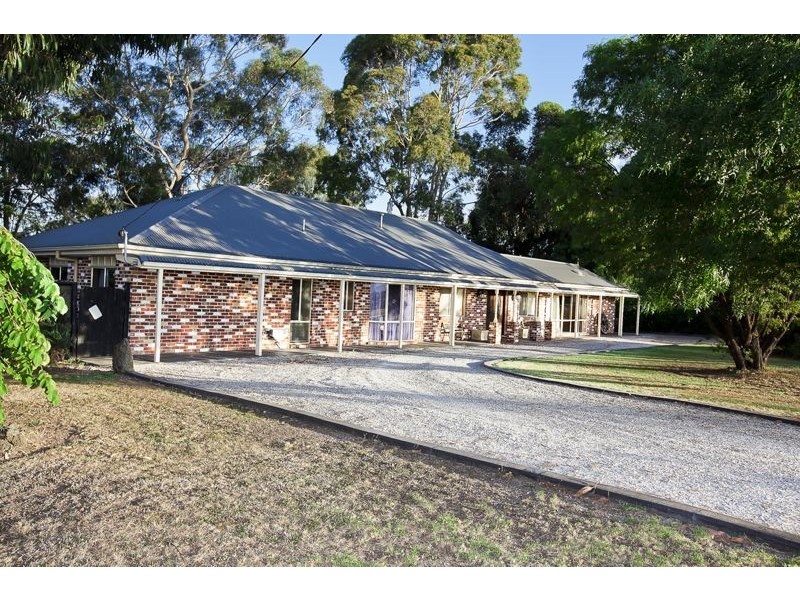 38 Mayfield Road, Cranbourne East VIC 3977