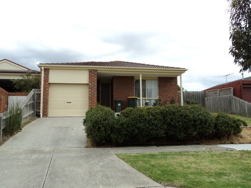 72 Oberon Drive, Carrum Downs VIC 3201