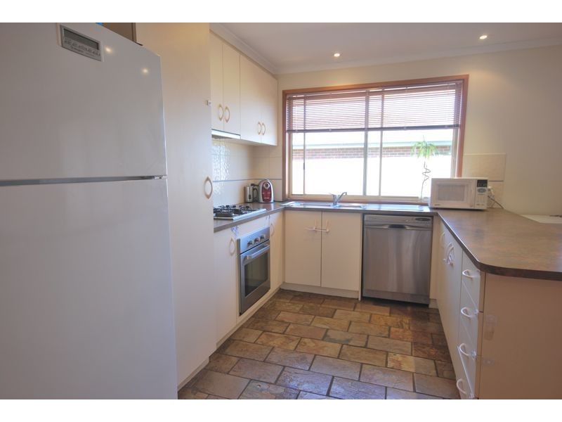 10 Talara Court, Cranbourne VIC 3977