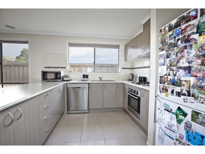 1 Pallyang Lane, Cranbourne East VIC 3977