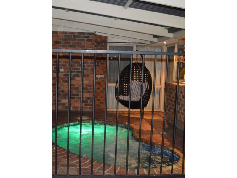 90 Courtenay Avenue, Cranbourne North VIC 3977