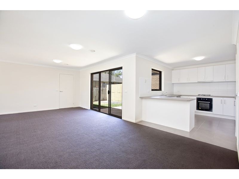 1/8 William Street, Cranbourne VIC 3977