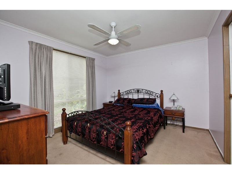 12 Reginald Court, Cranbourne West VIC 3977