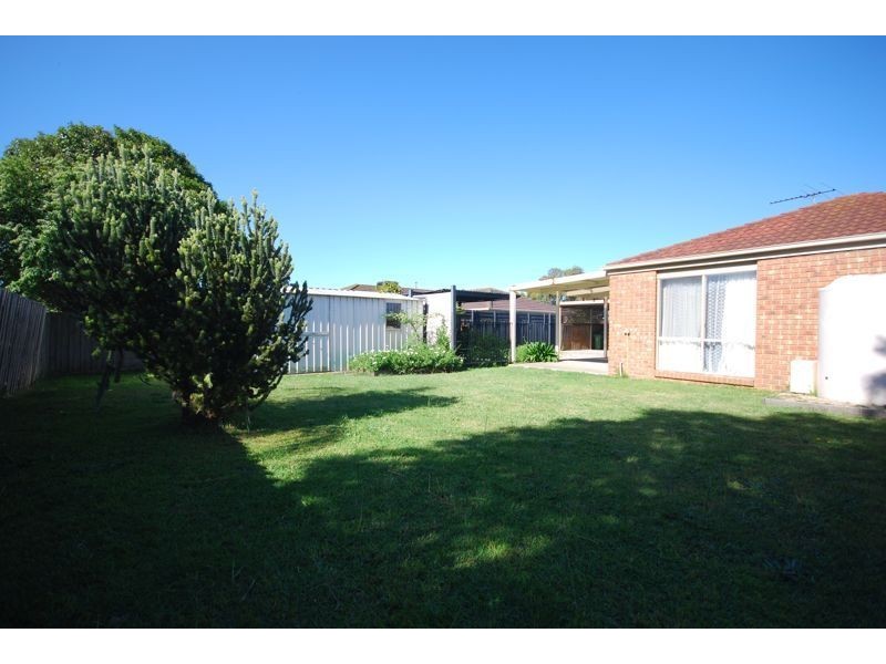 12 Reginald Court, Cranbourne West VIC 3977