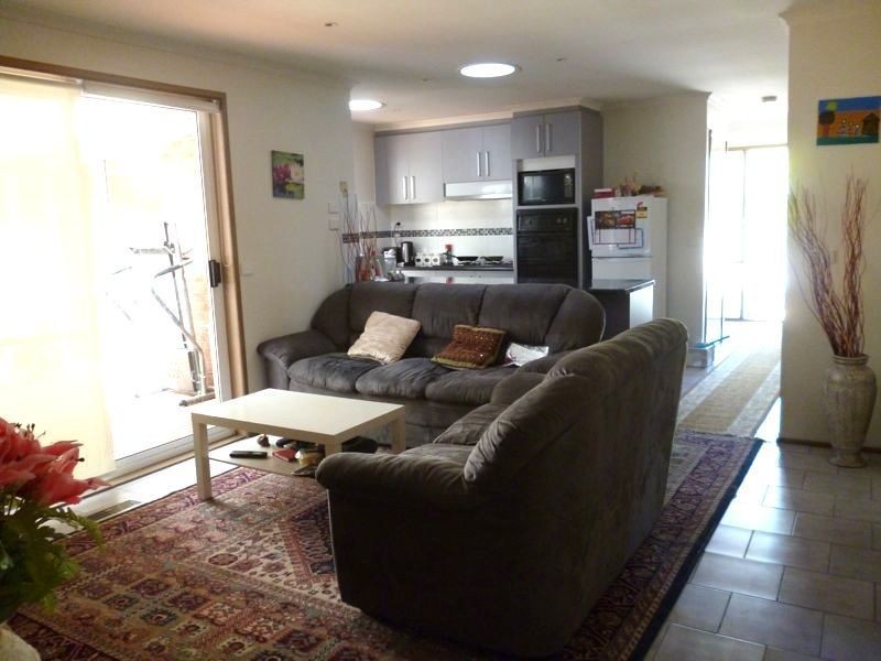 10 Cumquat Court, Cranbourne North VIC 3977