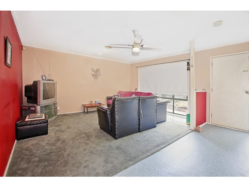 25 Jessie Street, Cranbourne North VIC 3977