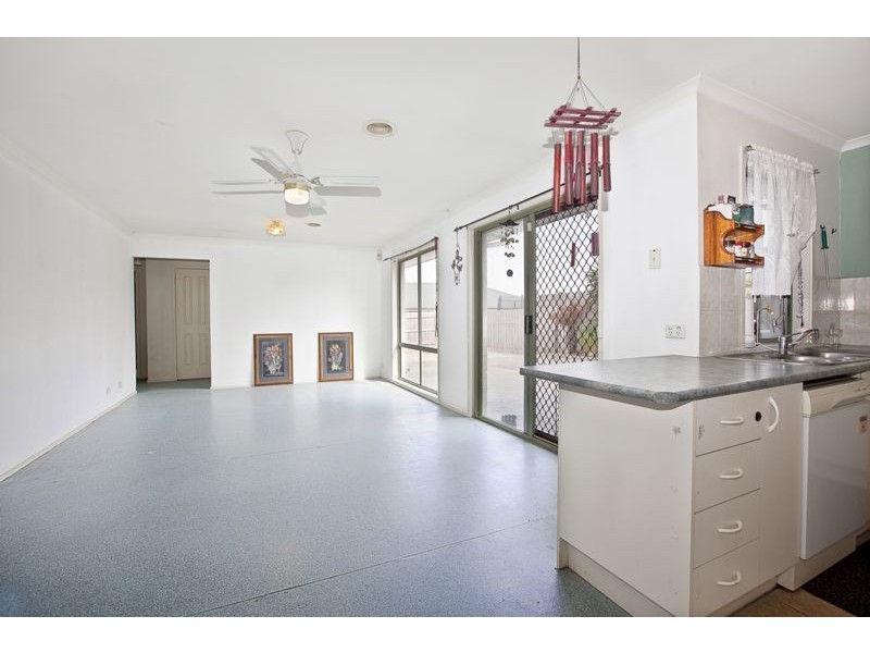 25 Jessie Street, Cranbourne North VIC 3977