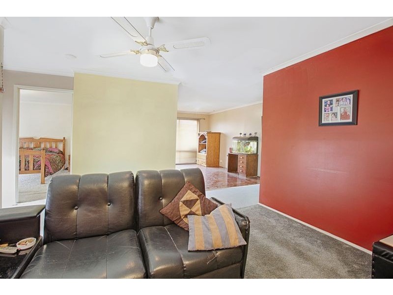 25 Jessie Street, Cranbourne North VIC 3977