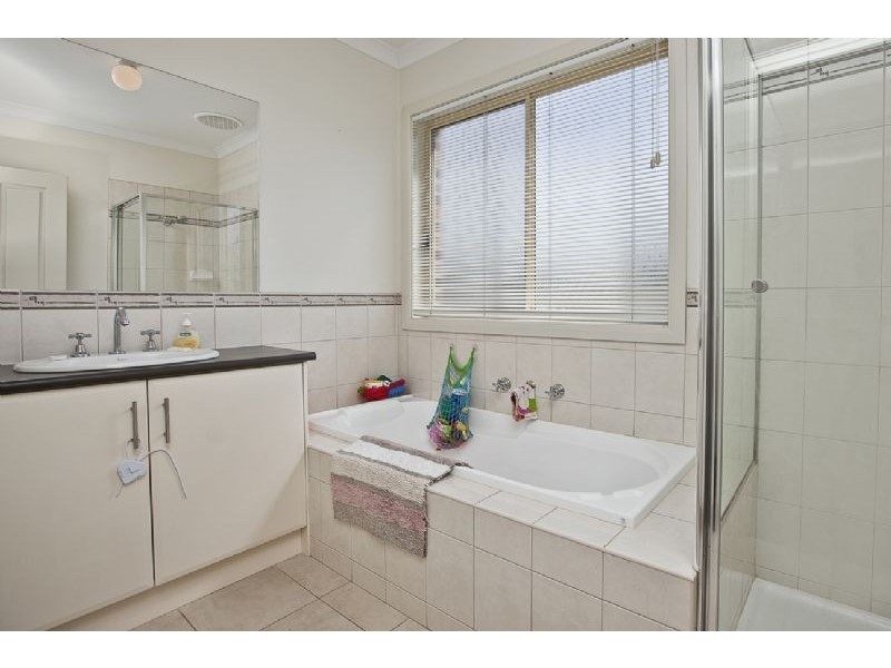 5 Cusack Way, Lynbrook VIC 3975