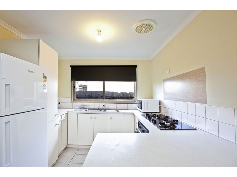 1/11 Tinara Court, Cranbourne VIC 3977