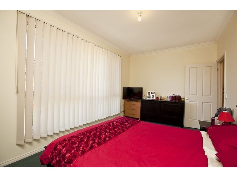 5/16 Sarno Court, Cranbourne VIC 3977