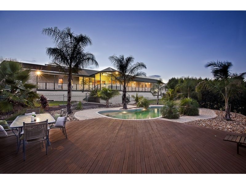 38-40 Brookvale Close, Beaconsfield VIC 3807