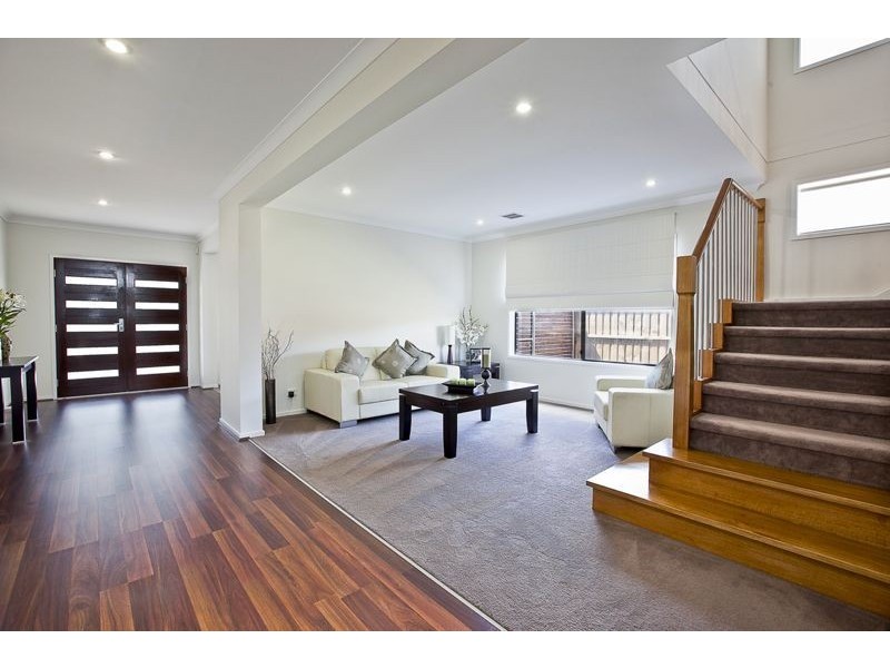 7 Honeybark Crescent, Lyndhurst VIC 3975