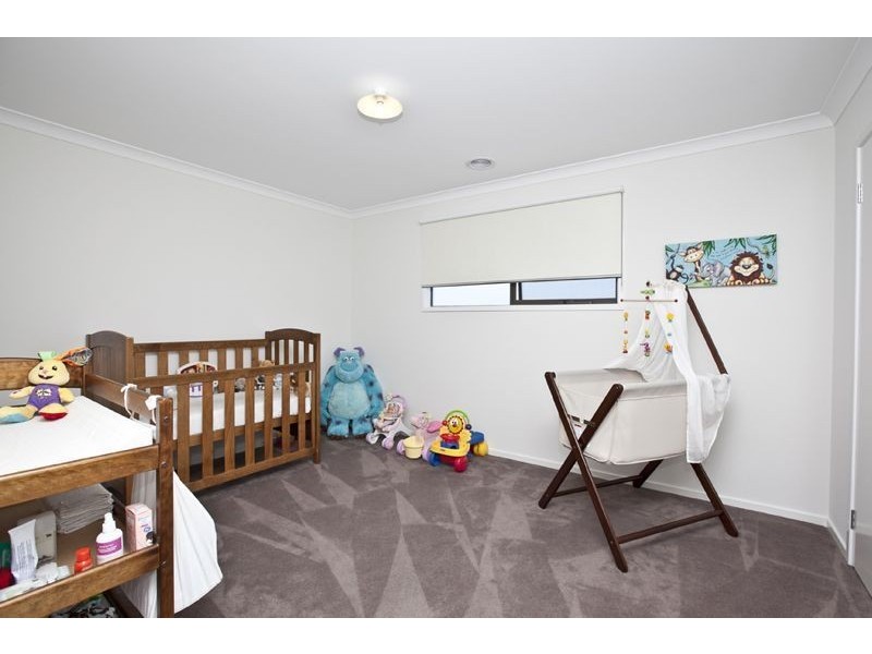 7 Honeybark Crescent, Lyndhurst VIC 3975