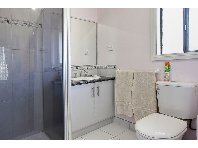 17 Lancashire Drive, Cranbourne North VIC 3977