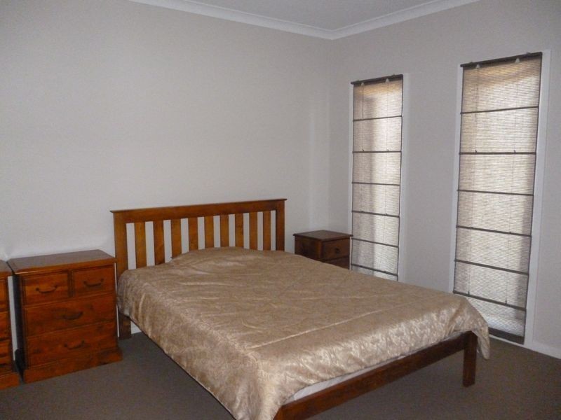 23 Flametree Circuit, Cranbourne VIC 3977